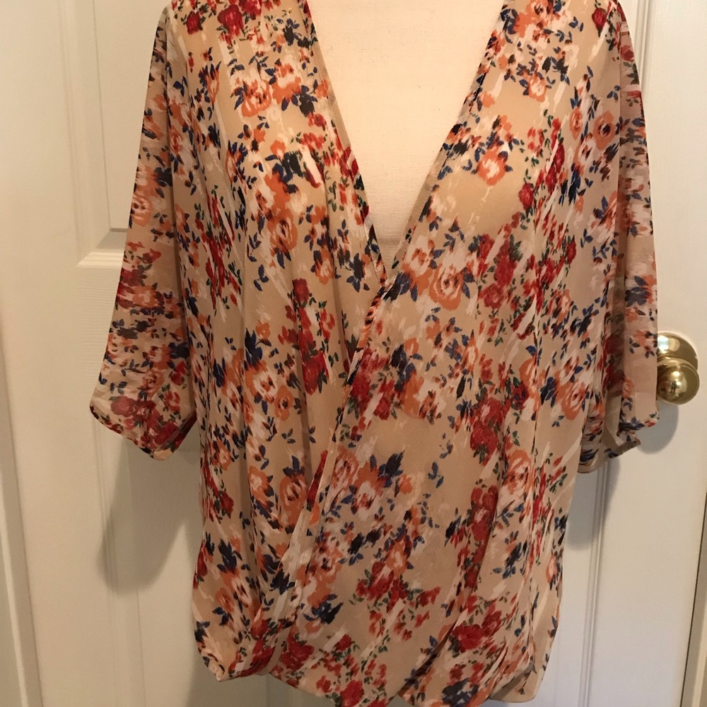Wayf floral blouse